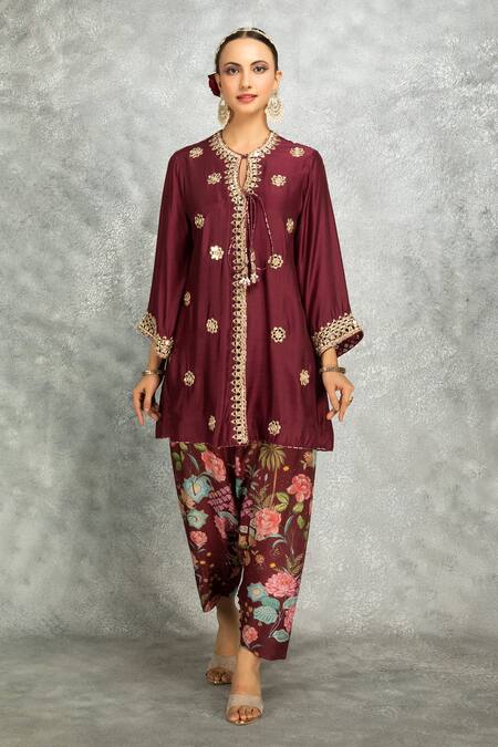 Tanu Malhotra Wine Cotton, Silk, Organza Embroidery, Gota Kurta And Floral Print Salwar Pant Set Online at Aza Fashions Tanu Malhotra_Wine Cotton, Silk, Organza Embroidery, Gota Kurta And Floral Print Salwar Pant Set _Online_at_Aza_Fashions