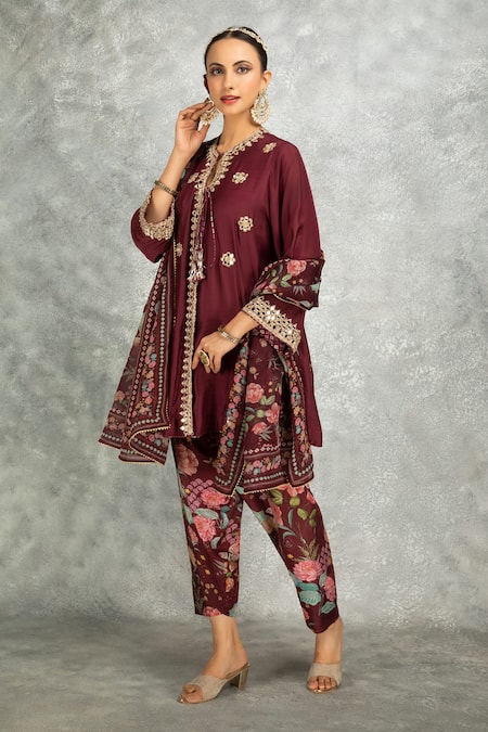 Buy Tanu Malhotra Wine Cotton, Silk, Organza Embroidery, Gota Kurta And Floral Print Salwar Pant Set Buy_Tanu Malhotra_Wine Cotton, Silk, Organza Embroidery, Gota Kurta And Floral Print Salwar Pant Set