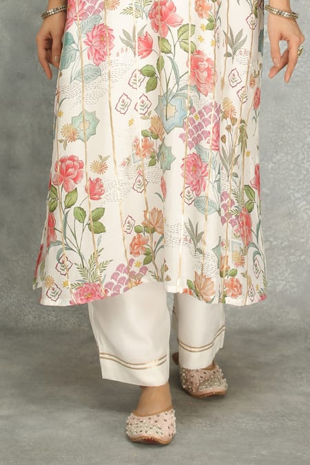 Buy Tanu Malhotra White Cotton, Silk, Organza Embroidery, Gota Patti, Lace Round Neck Kurta Set Online at Aza Fashions Buy_Tanu Malhotra_White Cotton, Silk, Organza Embroidery, Gota Patti, Lace Round Neck Kurta Set _Online_at_Aza_Fashions