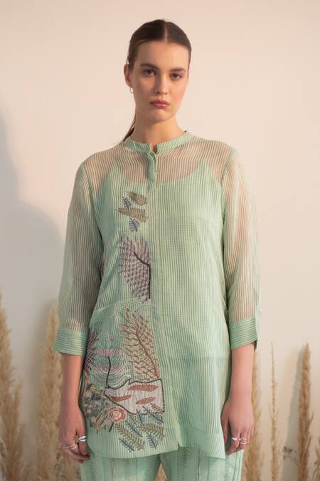 Oja Green Linen, Canvas Embroidery Collared Palm Tree Applique Work Kurta With Pant Online at Aza Fashions Oja_Green Linen, Canvas Embroidery Collared Palm Tree Applique Work Kurta With Pant _Online_at_Aza_Fashions