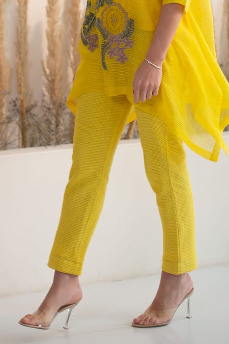 Shop_Oja_Yellow Linen, Canvas Embroidery Round Neck Flora Crochet Work Kurta With Pant _Online_at_Aza_Fashions