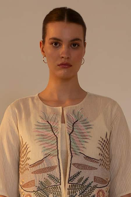 Buy_Oja_Ivory Linen, Canvas Embroidery Open Neck Abstract Appliqued Crop Top And Pant Set _Online_at_Aza_Fashions