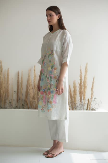 Oja_White Gingham, Linen Beads, Sequins Floral Embroidered Straight Kurta With Pant _Online_at_Aza_Fashions