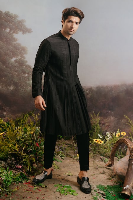 YAJY by Aditya Jain Black Silk Embroidery Resham Avyaay Bloom Vine Kali Kurta With Trouser 