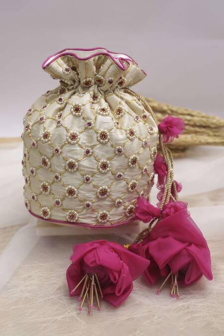 Vareli Bafna Keshi Embroidered Potli Bag 