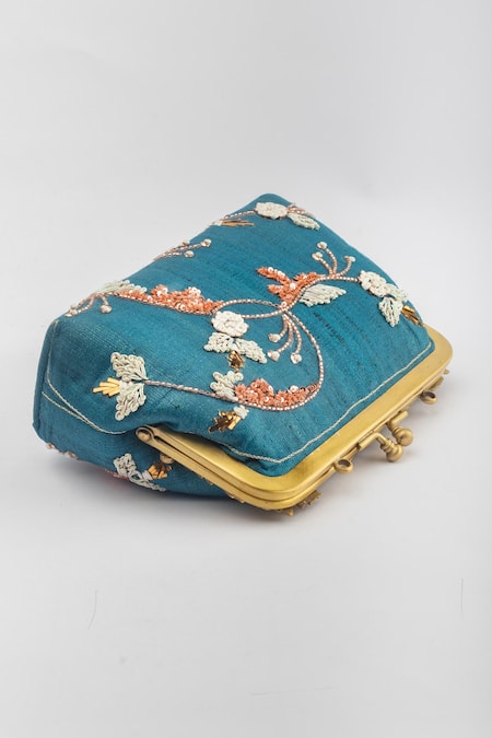 Vareli Bafna_Blue Embroidery Shehazadi Clutch _Online_at_Aza_Fashions