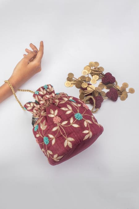 Vareli Bafna Jhoomer French Knot Flower Embroidered Potli Bag 