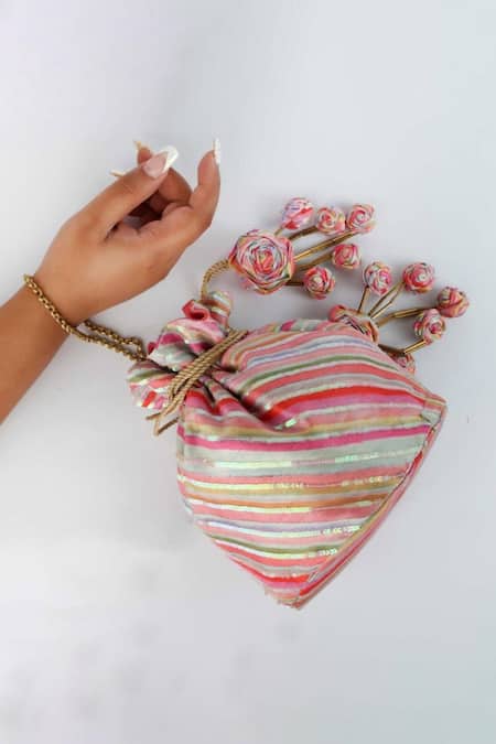 Vareli Bafna Tirchi Lakeer Print & Sequin Embellished Potli Bag 