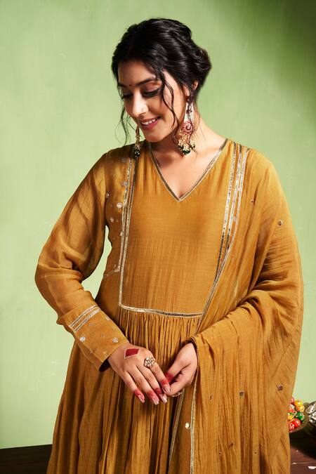 Buy Almaari By Pooja Patel Yellow Chanderi, Silk Embroidery, Gota Patti Vibha Panel Anarkali Pant Set Online at Aza Fashions Buy_Almaari By Pooja Patel_Yellow Chanderi, Silk Embroidery, Gota Patti Vibha Panel Anarkali Pant Set _Online_at_Aza_Fashions
