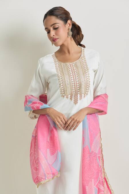 Shop_Samyukta Singhania_Off White Viscose, Chanderi, Nylon Embroidery, Zari Round Neck Thread Kurta Set_Online_at_Aza_Fashions