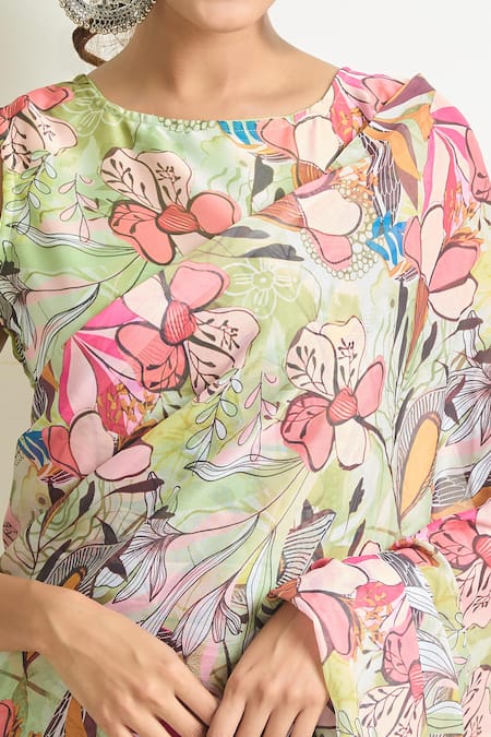 Buy Naintara Bajaj Green Georgette Round Neck Leaf Printed Saree Gown Buy_Naintara Bajaj_Green Georgette Round Neck Leaf Printed Saree Gown