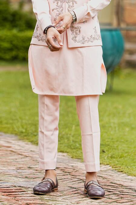 Shop Courtyard By Abhi Peach Lycra Cut Work, Embroidery, Diamonds Floral Bundi And Kurta Set Online at Aza Fashions Shop_Courtyard By Abhi_Peach Lycra Cut Work, Embroidery, Diamonds Floral Bundi And Kurta Set _Online_at_Aza_Fashions