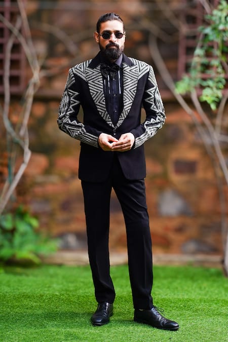 Shop Courtyard By Abhi Black Cotton, Lycra, Silk Beads, Cut Work, Embroidery Cutdana Blazer Set at Aza Fashions Shop_Courtyard By Abhi_Black Cotton, Lycra, Silk Beads, Cut Work, Embroidery Cutdana Blazer Set _at_Aza_Fashions