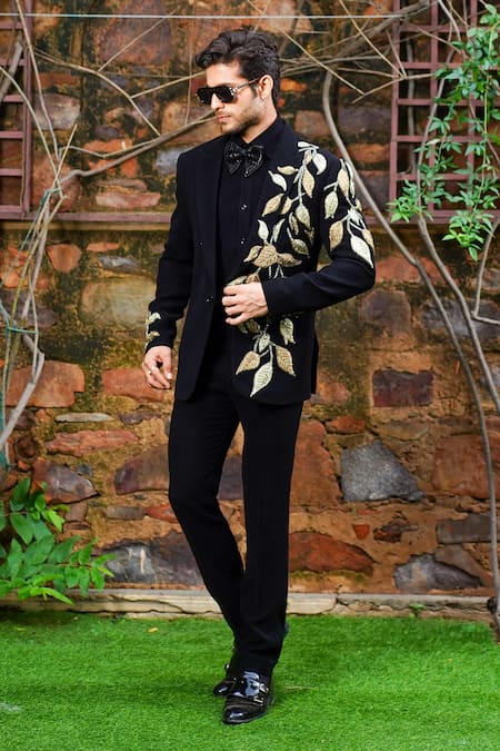 Courtyard by abhi Foliage Embroidered Tuxedo Set 