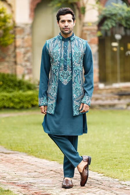 Shop Courtyard By Abhi Green Lycra Cut Work, Embroidery, Zari, Diamonds Iris Bloom Long Bundi Set at Aza Fashions Shop_Courtyard By Abhi_Green Lycra Cut Work, Embroidery, Zari, Diamonds Iris Bloom Long Bundi Set _at_Aza_Fashions