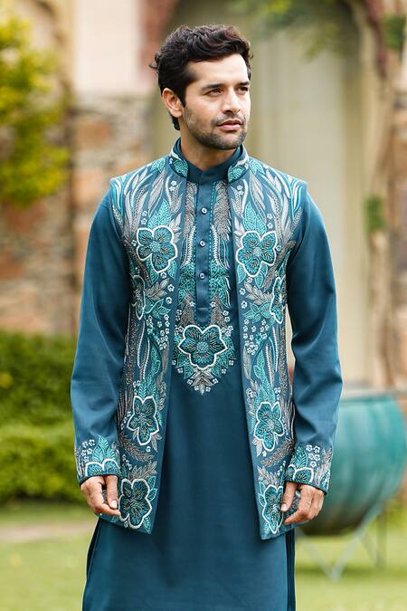 Shop Courtyard By Abhi Green Lycra Cut Work, Embroidery, Zari, Diamonds Iris Bloom Long Bundi Set Online at Aza Fashions Shop_Courtyard By Abhi_Green Lycra Cut Work, Embroidery, Zari, Diamonds Iris Bloom Long Bundi Set _Online_at_Aza_Fashions