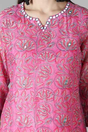 Sheeshakari_Pink Silk, Cotton Mirrors Split V-neck Sheeshakari Embroidered Kurta Pant Set _at_Aza_Fashions