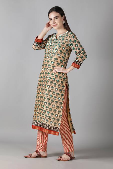 Buy_Sheeshakari_Beige Silk Embroidery, Mirrors Split V-neck Floral Pattern Kurta Pant Set _Online_at_Aza_Fashions