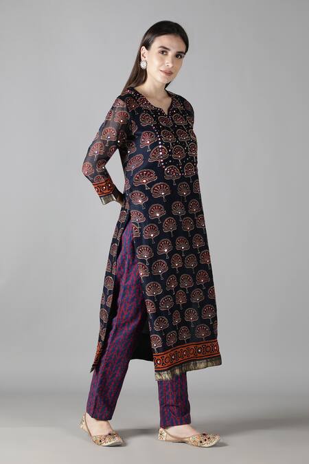 Shop_Sheeshakari_Blue Silk Embroidery, Beads, Mirrors Split V-neck And Resham Kurta Pant Set_Online_at_Aza_Fashions