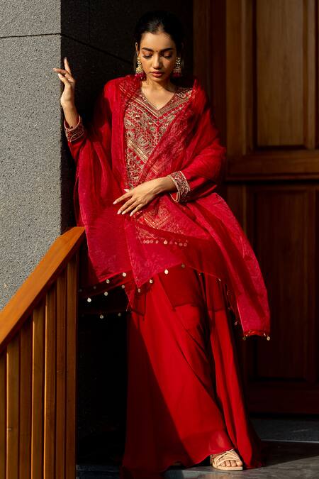 Buy World of Sugandh Pink Silk Embroidery V-neck Radiance Gul Blossom Kurti Sharara Set Buy_World of Sugandh_Pink Silk Embroidery V-neck Radiance Gul Blossom Kurti Sharara Set