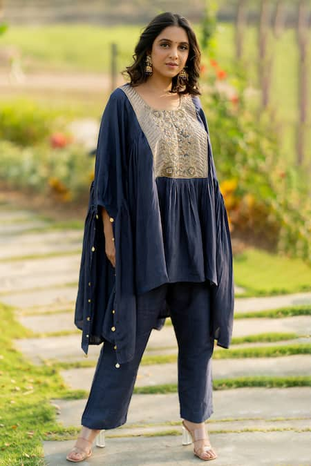 Sugandh Gupta Boho Fiore Embroidered Yoke Kaftan With Pant 