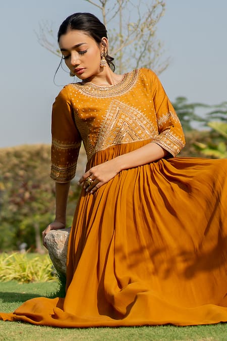 World of Sugandh Cosmic Phool Darbar Embroidered Gown 