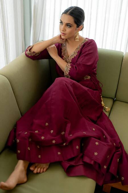 World of Sugandh Wine Silk Embroidery V-neck Fiore Bloom Angarkha Gown Online at Aza Fashions World of Sugandh_Wine Silk Embroidery V-neck Fiore Bloom Angarkha Gown _Online_at_Aza_Fashions