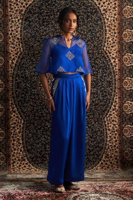 Charkhee Blue Top Organza Embroidery Diamond Butti. Gota Notched Neck And Pant Set 