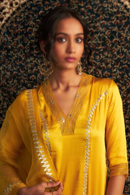Shop Charkhee Yellow Modal, Organza, Satin Gota Patti, Panel Embroidered Kurta Pant Set Online at Aza Fashions Shop_Charkhee_Yellow Modal, Organza, Satin Gota Patti, Panel Embroidered Kurta Pant Set _Online_at_Aza_Fashions