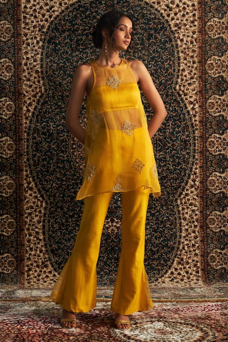 Charkhee Yellow Kurta Organza Embroidery Dabka Round Neck Sheer Diamond Pant Set 