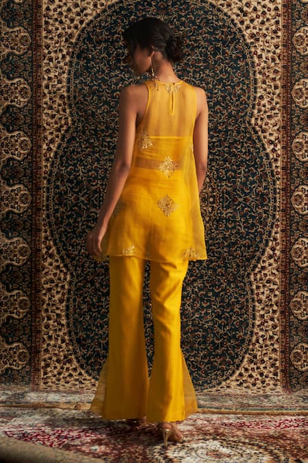 Shop Charkhee Yellow Modal, Satin, Organza, Chanderi Diamonds, Sheer Dabka Kurta Pant Set at Aza Fashions Shop_Charkhee_Yellow Modal, Satin, Organza, Chanderi Diamonds, Sheer Dabka Kurta Pant Set _at_Aza_Fashions