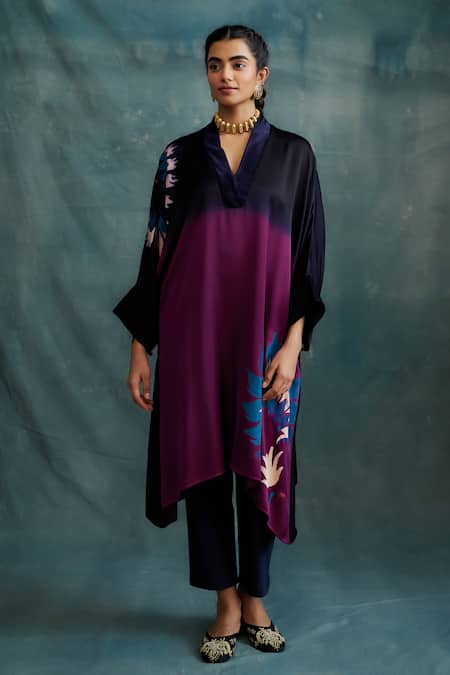 Shop_Krishna Mehta_Blue V-neck Shaded Floral Print Kaftan _Online_at_Aza_Fashions
