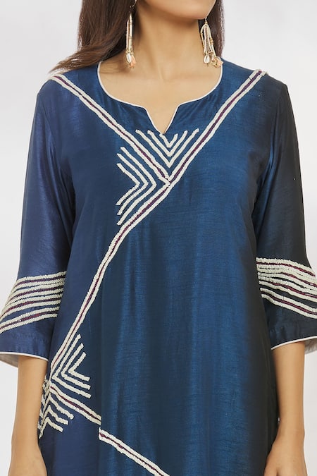 Buy_Paksh_Blue Silk, Chiffon Beads, Embroidery Split V-neck Hand Ombre Kurta Set _Online_at_Aza_Fashions