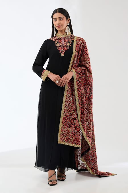 Rabani & Rakha Ayat Resham Yoke Embroidered Kurta Set 