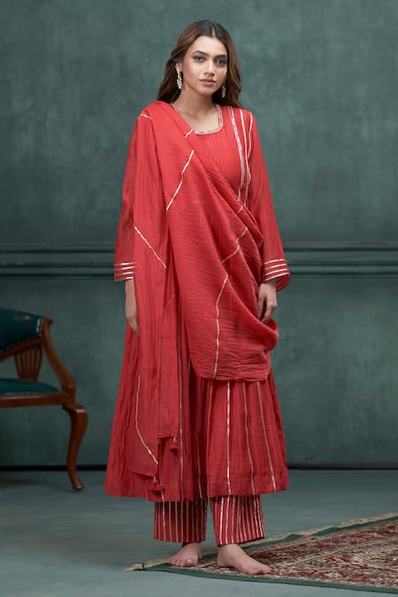 Hirika & Dhruti_Red Chanderi Embroidery, Gota Patti Round Neck Lace Hand A-line Kurta Set _Online_at_Aza_Fashions