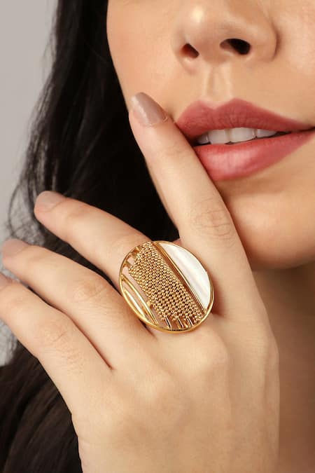 ITRANA Textured Moon Ring 