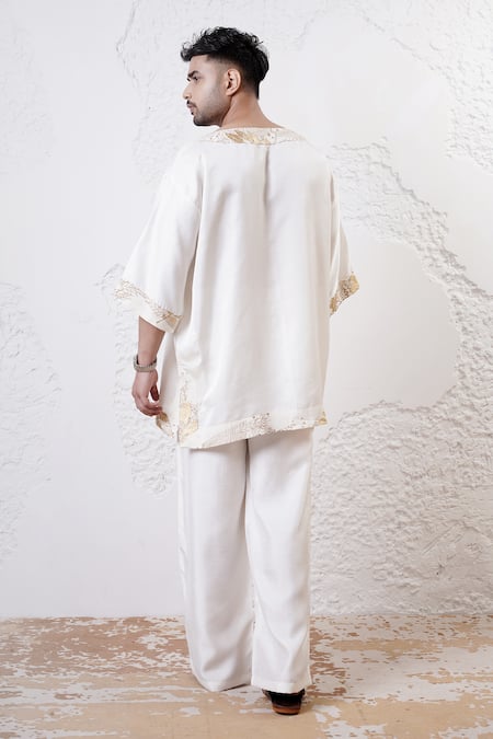 Shwetanga Foil Print Kaftan Kurta & Pant Set 