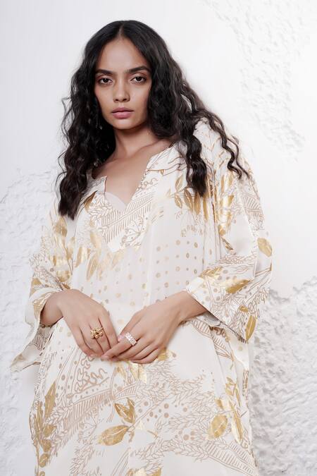 Shwetanga_Ivory Crepe Sequins, Beads V-neck Foil Print Kaftan And Pant Set _at_Aza_Fashions