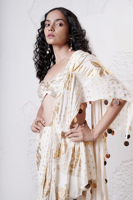 Shop_Shwetanga_Ivory Organza, Crepe Sequins Sweetheart Foil Print Pre-draped Saree With Blouse _Online_at_Aza_Fashions