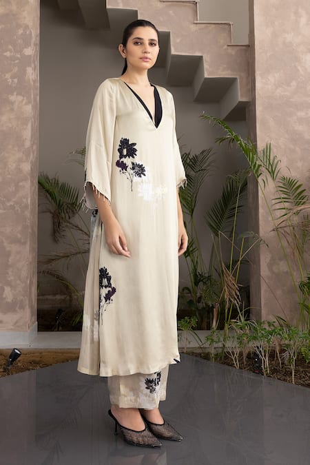 Studio Surbhi Beige Organza, Georgette Embroidery V-neck Floral Print Straight Kurta With Pant Online at Aza Fashions Studio Surbhi_Beige Organza, Georgette Embroidery V-neck Floral Print Straight Kurta With Pant _Online_at_Aza_Fashions