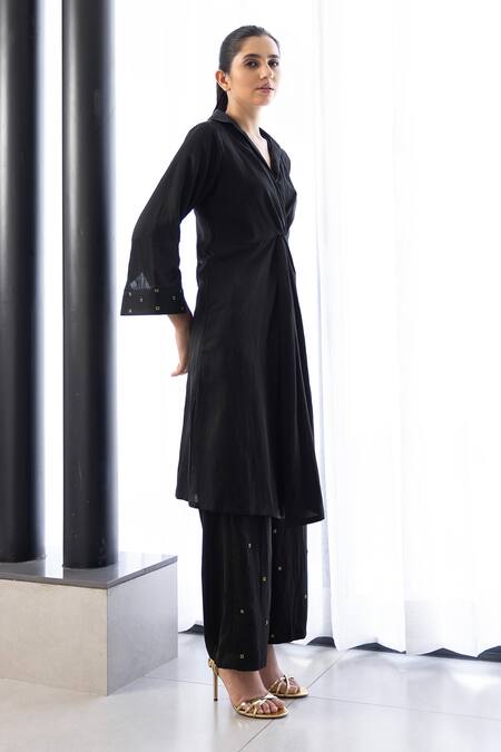 Shop Studio Surbhi Black Cotton, Silk Embroidery Collared Floral Twisted Front Kurta With Pant Online at Aza Fashions Shop_Studio Surbhi_Black Cotton, Silk Embroidery Collared Floral Twisted Front Kurta With Pant _Online_at_Aza_Fashions