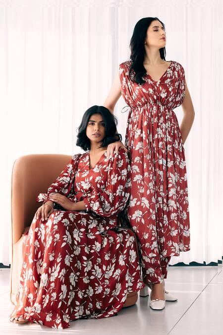 Studio Surbhi_Red Chiffon, Georgette, Satin V-neck Floral Print Asymmetric Gown _Online_at_Aza_Fashions