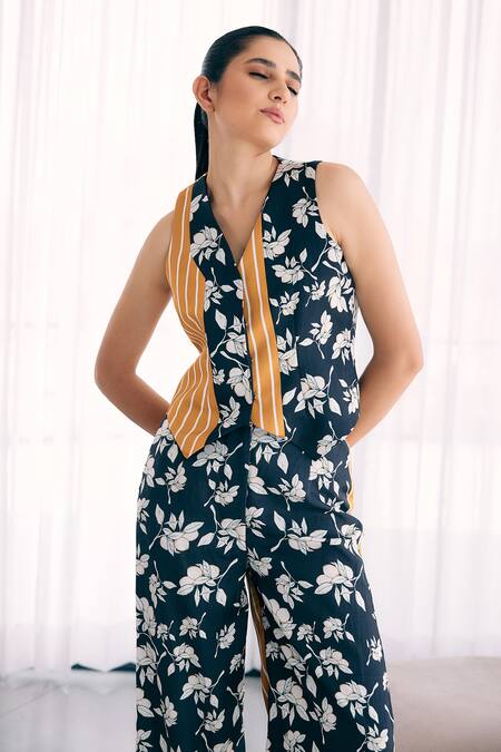 Buy Studio Surbhi Black Cotton, Silk V-neck Floral Print Waistcoat Co-ord Set Online at Aza Fashions Buy_Studio Surbhi_Black Cotton, Silk V-neck Floral Print Waistcoat Co-ord Set _Online_at_Aza_Fashions