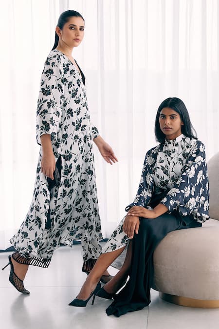 Studio Surbhi_Black Georgette, Satin Piping V-neck Floral Print Kurta With Pant _at_Aza_Fashions