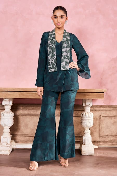 Krisha sunny Ramani Green Crepe Embroidered Stone Geometric Hand Jacket With Pant 