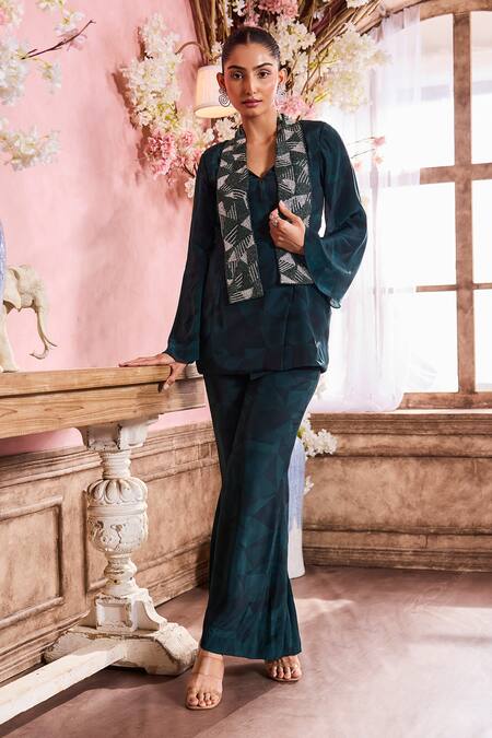 Krisha Sunny Ramani Green Crepe Beads, Stones Asymmetric Geometric Hand Embroidered Jacket With Pant Online at Aza Fashions Krisha Sunny Ramani_Green Crepe Beads, Stones Asymmetric Geometric Hand Embroidered Jacket With Pant _Online_at_Aza_Fashions