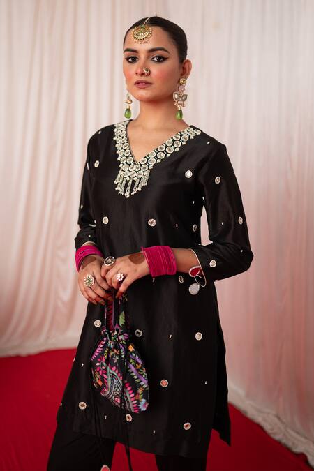 Buy Chrkha Black Cotton Satin, Chanderi Silk Paisley Hand Embroidered Short Kurta With Pant Online at Aza Fashions Buy_Chrkha_Black Cotton Satin, Chanderi Silk Paisley Hand Embroidered Short Kurta With Pant _Online_at_Aza_Fashions
