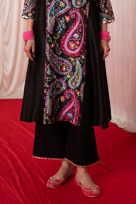 Shop Chrkha Black Chanderi Silk Hand Embroidered Mirror Paisley Floral Print Kurta Set Online at Aza Fashions Shop_Chrkha_Black Chanderi Silk Hand Embroidered Mirror Paisley Floral Print Kurta Set _Online_at_Aza_Fashions