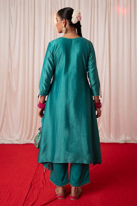 Shop Chrkha Green Chanderi Silk Hand Embroidered Mirror U Neck Paisley A-line Kurta Set at Aza Fashions Shop_Chrkha_Green Chanderi Silk Hand Embroidered Mirror U Neck Paisley A-line Kurta Set _at_Aza_Fashions