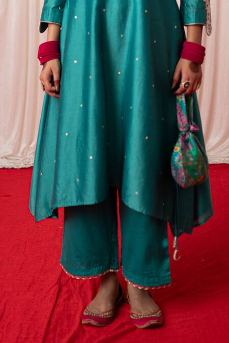 Buy Chrkha Green Chanderi Silk Hand Embroidered Mirror U Neck Paisley A-line Kurta Set Online at Aza Fashions Buy_Chrkha_Green Chanderi Silk Hand Embroidered Mirror U Neck Paisley A-line Kurta Set _Online_at_Aza_Fashions